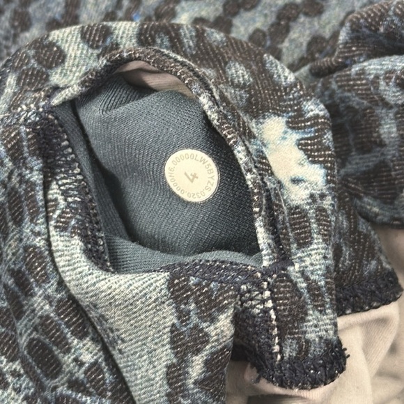 Lululemon Align Pant 28” *Engineered Indigo Lace Starlight Multi Align Pant FULL - Picture 4 of 4